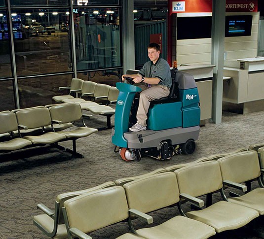 R14 Ride-On Carpet Extractor alt 14